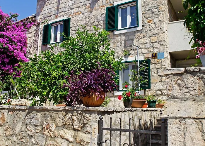 Penthouse Vanja * بول